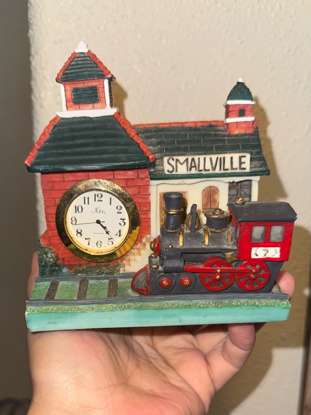 Nikko Ceramics Red and Green Smallville Train Station Wall Clock